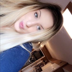 Meet your Posher, Carly